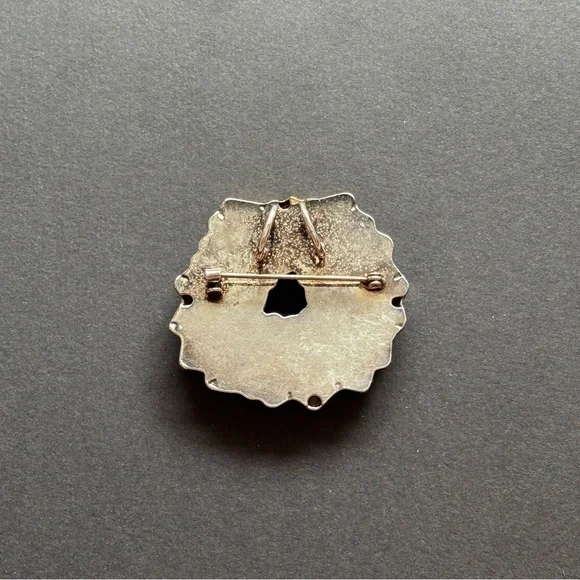 Best Silver & Gold Wreath Brooch - Picture 2 of 3